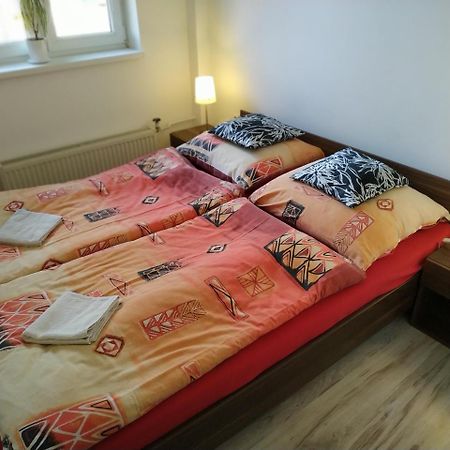 Penzion Kutil Trojanovice Frenstat pod Radhostem ภายนอก รูปภาพ